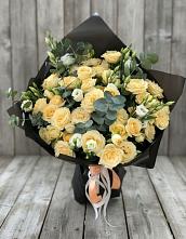 Букет цветов из:  Розы и Лизиантусы #REPLACE_PRED# Новотроицкой
