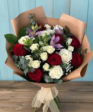 Букет цветов из:  Розы и Альстромерии в Новотроицкой