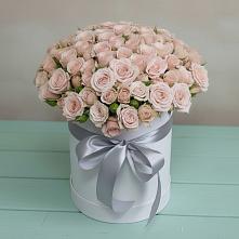 Цветочная композиция из Розы в шляпной коробке в Новотроицкой