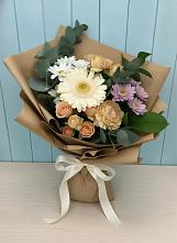 Букет цветов из:  Герберы и Хризантемы в Новотроицкой
