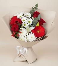 Букет цветов из:  Розы, Хризантемы, Герберы и Лилии в Новотроицкой