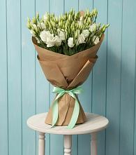 Букет цветов из:  Лизиантусы в Новотроицкой