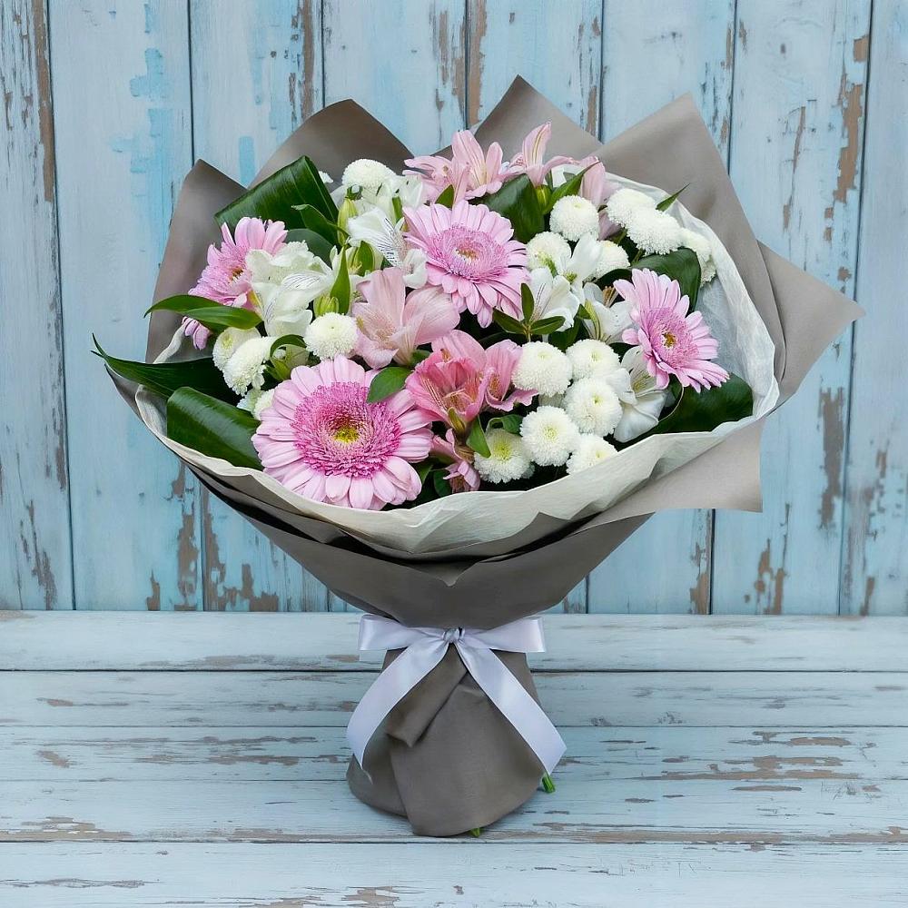 Букет цветов из: Герберы, Альстромерии и Хризантемы в Новотроицкой