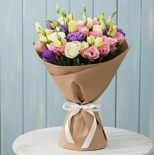 Букет цветов из:  Лизиантусы в Новотроицкой