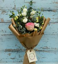 Букет цветов из:  Розы и Лизиантусы #REPLACE_PRED# Новотроицкой